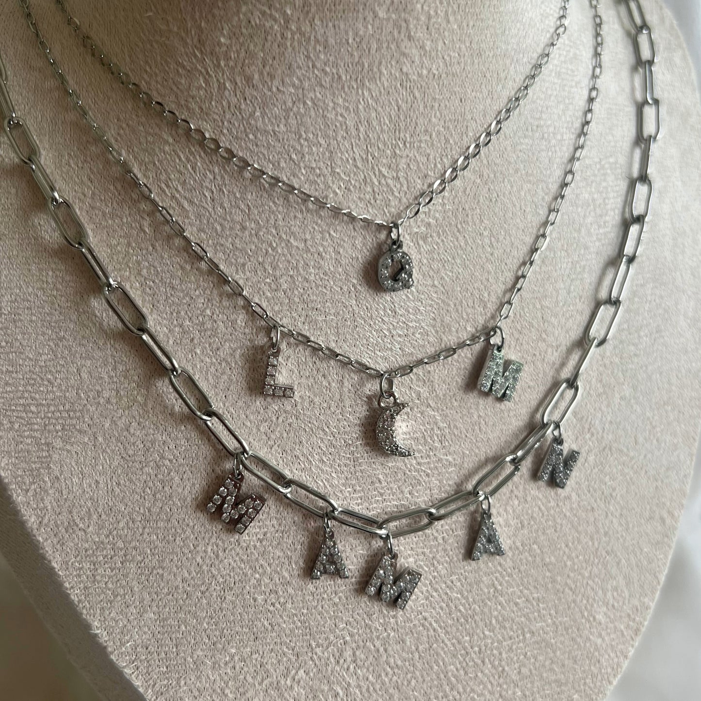 Collier charms