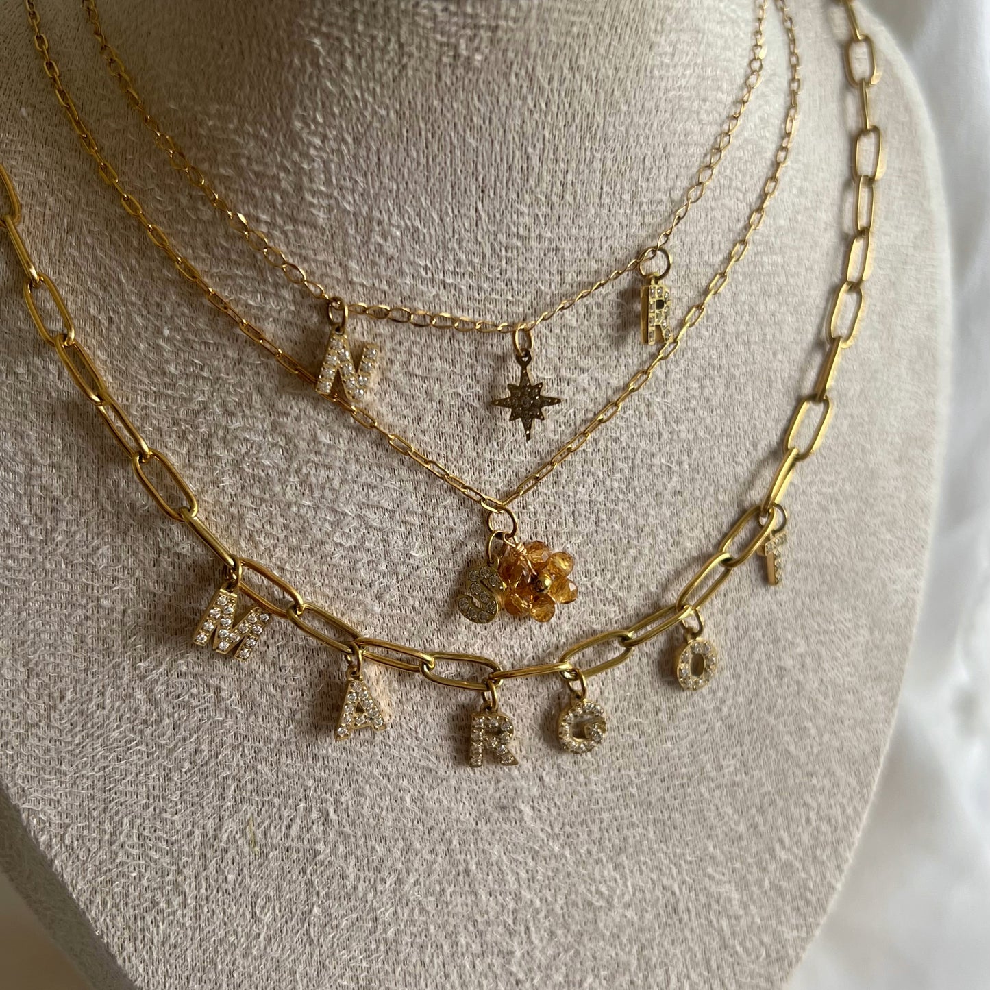 Collier charms
